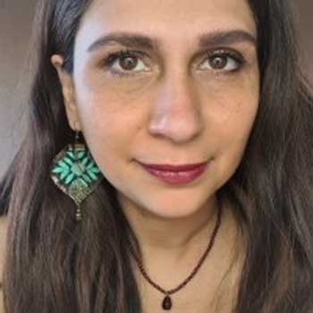 Roshanak Ostad